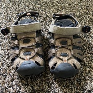 Toddler sandals